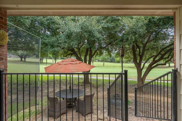 166 April Cove, Conroe, TX 77356