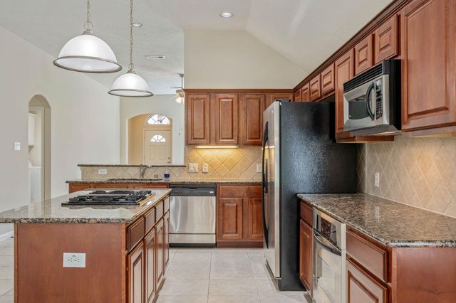 166 April Cove, Conroe, TX 77356