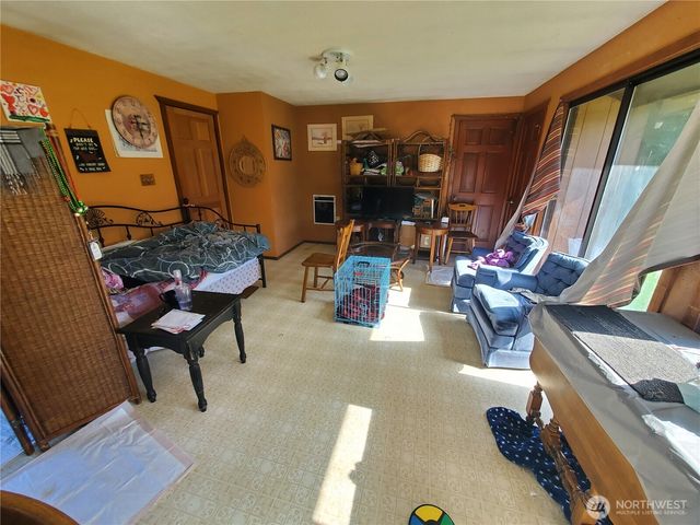4924 165th Lane SW, Rochester, WA 98579
