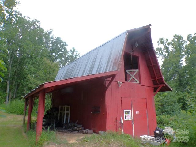 620 Hutch Mountain Road, Fletcher, NC 28732