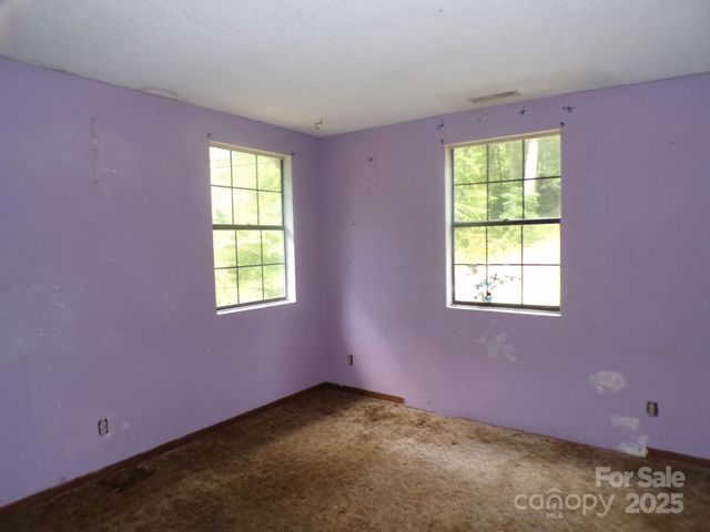 620 Hutch Mountain Road, Fletcher, NC 28732