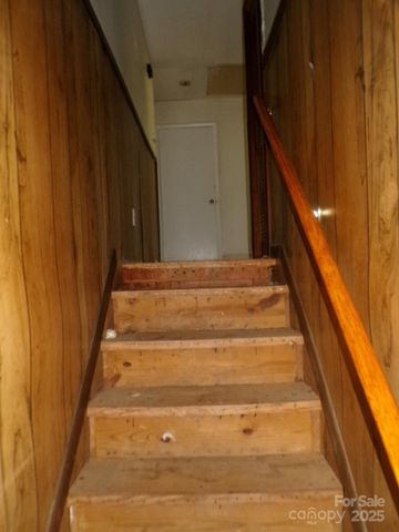 620 Hutch Mountain Road, Fletcher, NC 28732