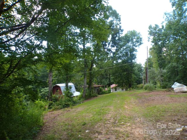 620 Hutch Mountain Road, Fletcher, NC 28732