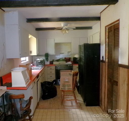 620 Hutch Mountain Road, Fletcher, NC 28732