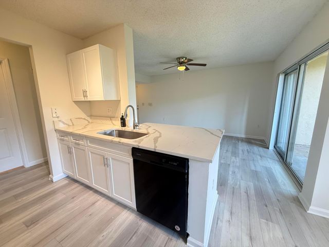 284 Village Boulevard 9110, Tequesta, FL 33469
