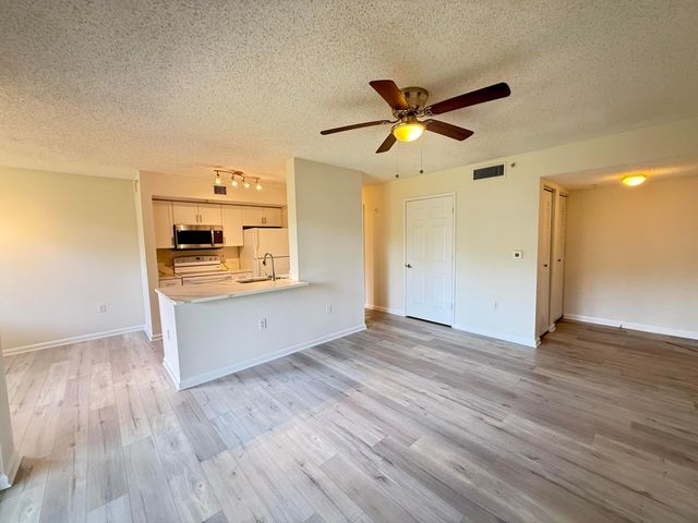 284 Village Boulevard 9110, Tequesta, FL 33469