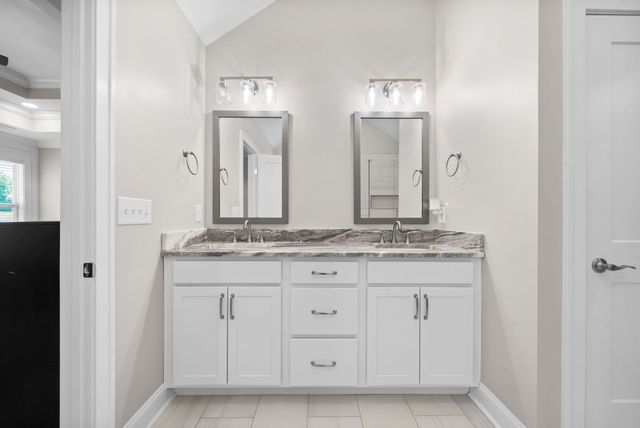 2606 Steeplechase Ct, Clarksville, TN 37043