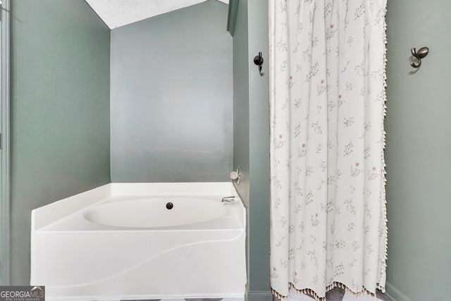 156 Meadow View Drive, Jackson, GA 30233