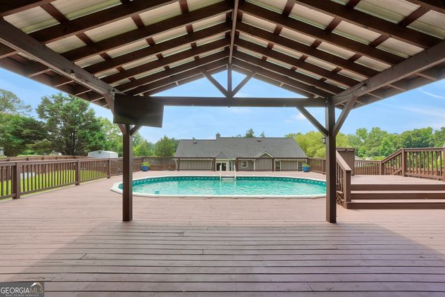 156 Meadow View Drive, Jackson, GA 30233