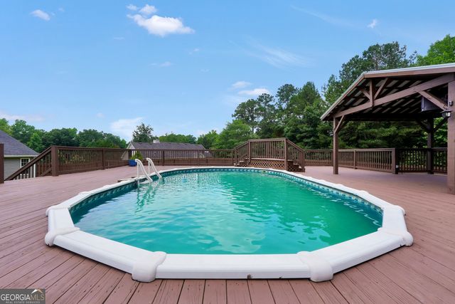 156 Meadow View Drive, Jackson, GA 30233