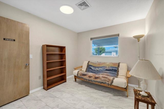 1060 COCKRILL STREET 1060, Venice, FL 34285
