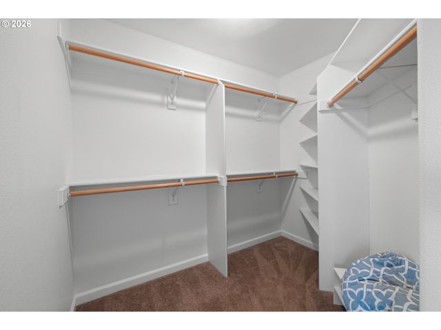 4884 Nw PROMENADE Ter 304, Portland, OR 97229