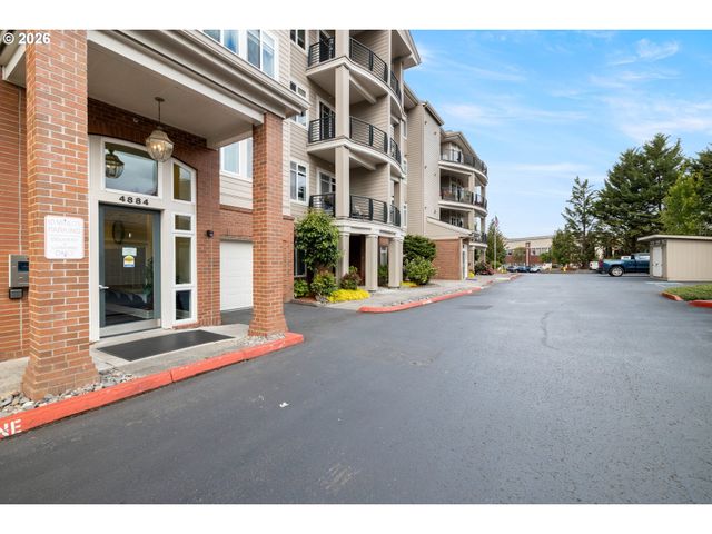 4884 Nw PROMENADE Ter 304, Portland, OR 97229