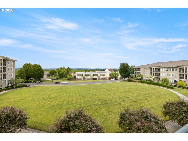 4884 Nw PROMENADE Ter 304, Portland, OR 97229