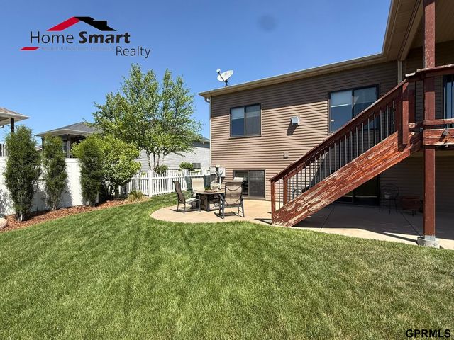 5017 Beckys Way, Lincoln, NE 68514
