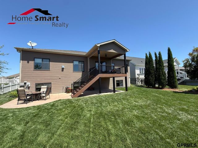 5017 Beckys Way, Lincoln, NE 68514