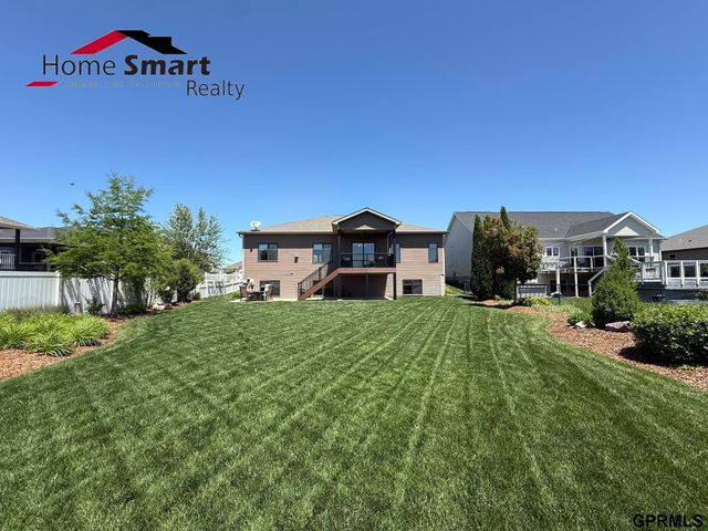 5017 Beckys Way, Lincoln, NE 68514