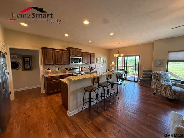 5017 Beckys Way, Lincoln, NE 68514