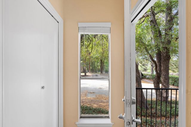 2450 Wickersham LN 109, Austin, TX 78741