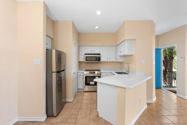 2450 Wickersham LN 109, Austin, TX 78741