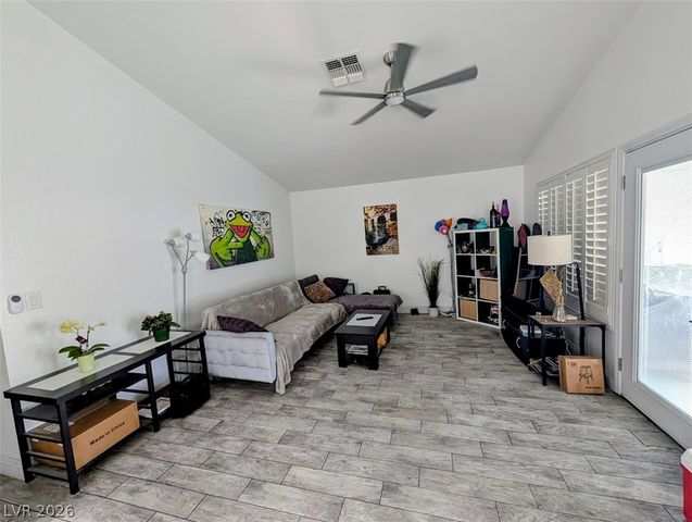 6809 Incline Avenue, Las Vegas, NV 89103