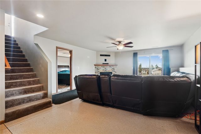 6509 Ohio Street SW, Cedar Rapids, IA 52404