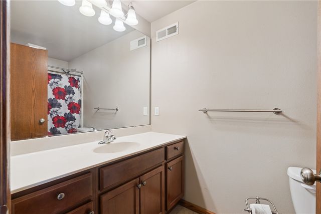 6509 Ohio Street SW, Cedar Rapids, IA 52404