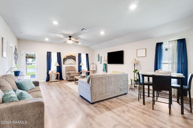 104 Whirlaway Drive, Lafayette, LA 70507