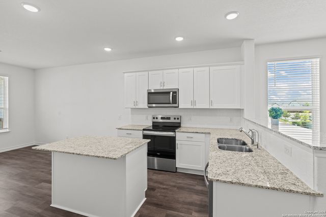 13711 Anchor Way, San Antonio, TX 78245