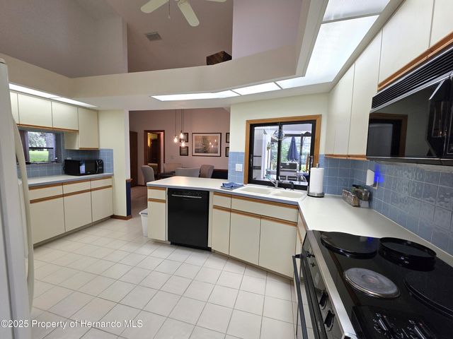 9446 Ashley Drive, Weeki Wachee, FL 34613