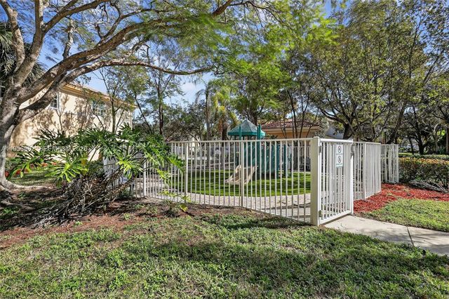 2671 SW 85th Ter 103, Miramar, FL 33025