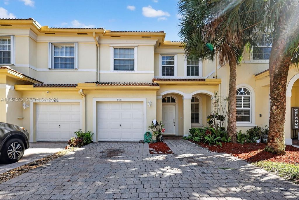 2671 SW 85th Ter 103, Miramar, FL 33025