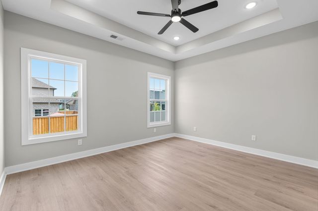 2515 Topeka Rd, Bowling Green, KY 42103