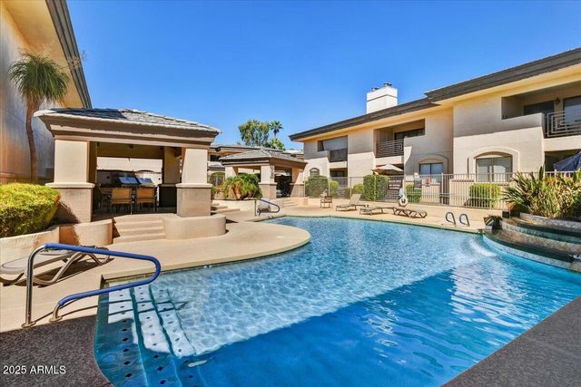 3235 E CAMELBACK Road 218, Phoenix, AZ 85018