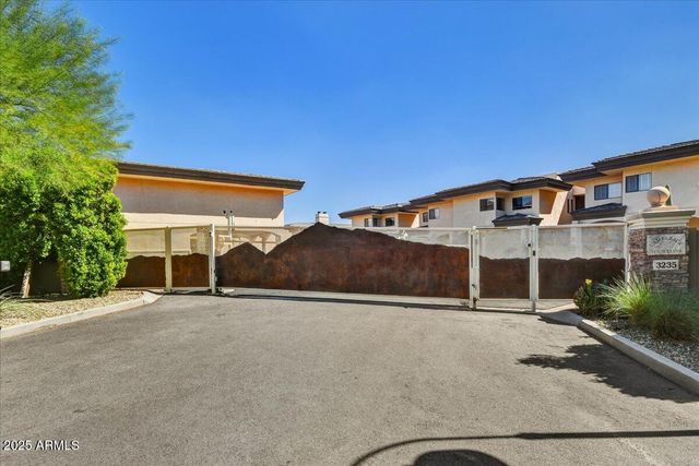 3235 E CAMELBACK Road 218, Phoenix, AZ 85018