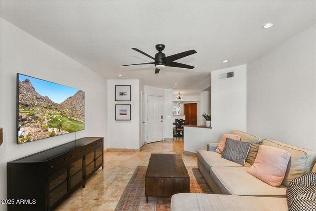 3235 E CAMELBACK Road 218, Phoenix, AZ 85018