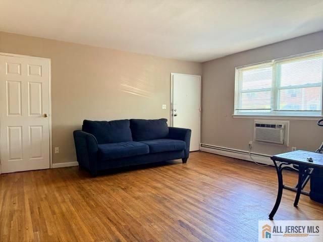 289 Main Street 4E, Spotswood, NJ 08884