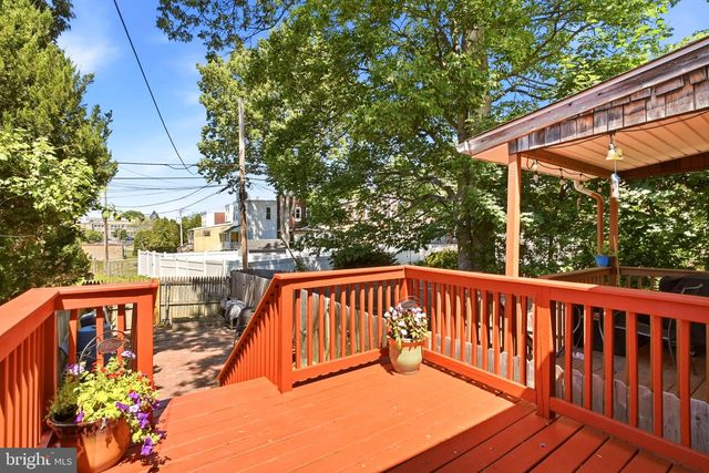 12 MANCHESTER AVE, Media, PA 19063