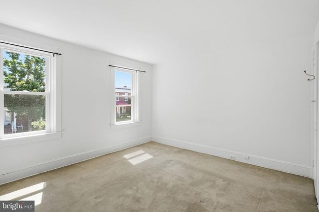 12 MANCHESTER AVE, Media, PA 19063