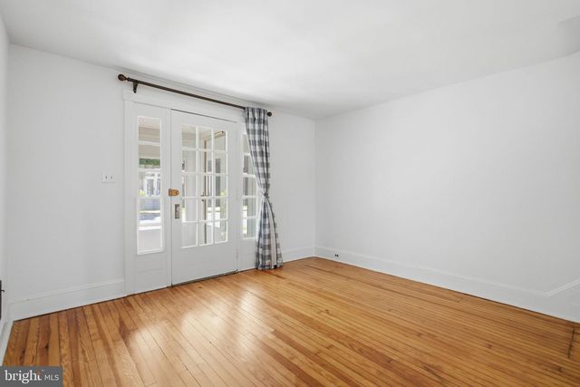 12 MANCHESTER AVE, Media, PA 19063