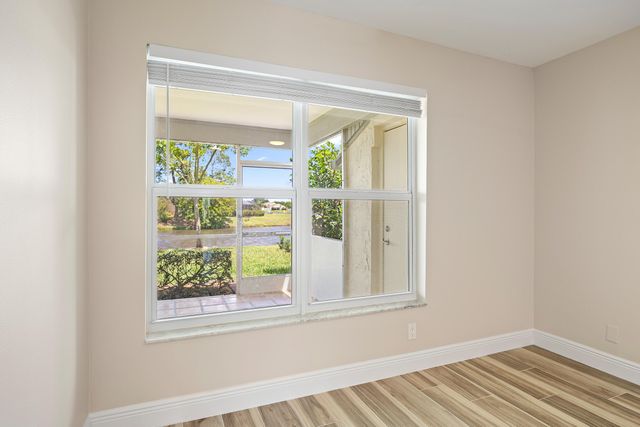 174 Pinewood Court, Jupiter, FL 33458