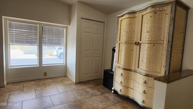 2233 E BEHREND Drive 61, Phoenix, AZ 85024