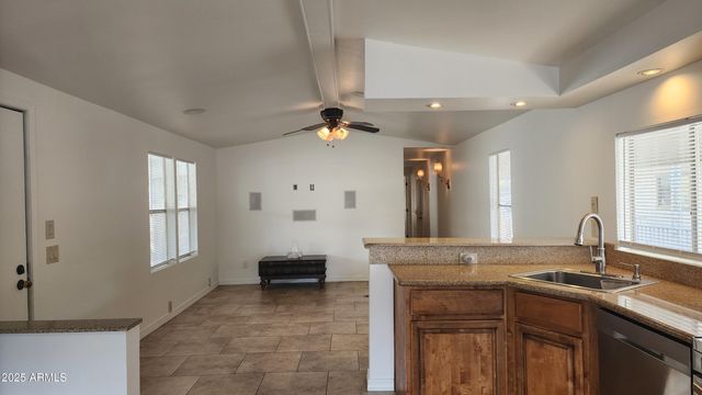 2233 E BEHREND Drive 61, Phoenix, AZ 85024