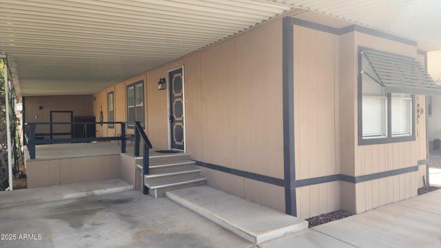 2233 E BEHREND Drive 61, Phoenix, AZ 85024