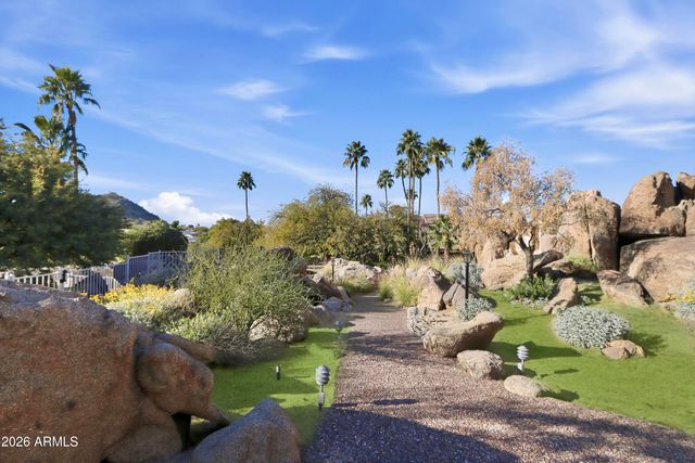 2233 E BEHREND Drive 61, Phoenix, AZ 85024