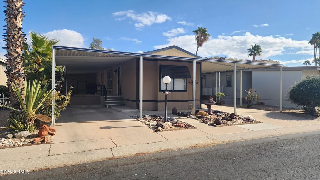 2233 E BEHREND Drive 61, Phoenix, AZ 85024 — photo 3