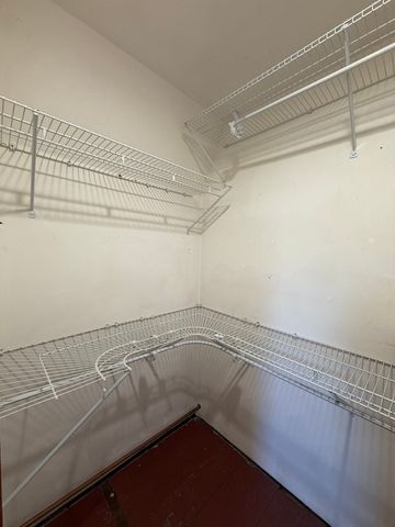 24 Orchard Ave 1, Waltham, MA 02452