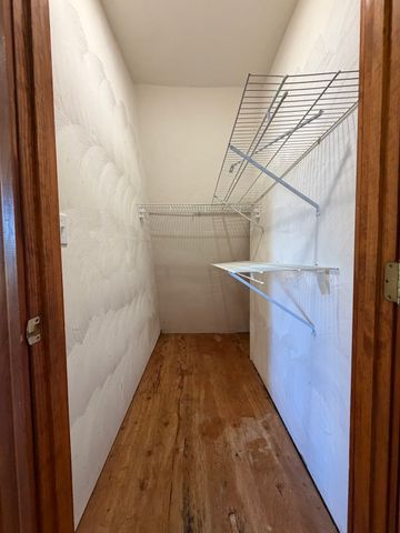 24 Orchard Ave 1, Waltham, MA 02452