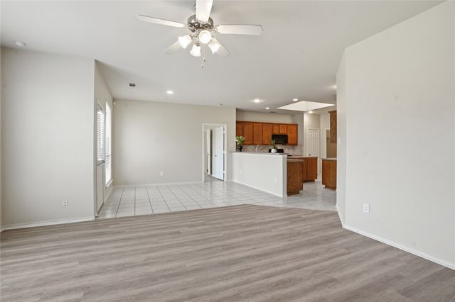 6361 Redeagle Creek Drive, Fort Worth, TX 76179