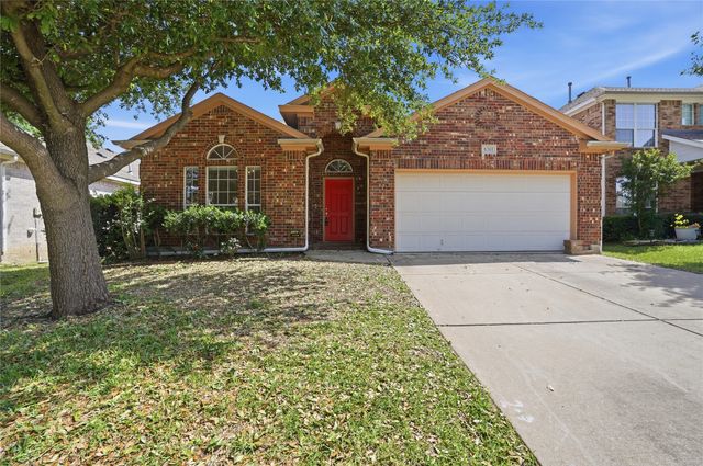 6361 Redeagle Creek Drive, Fort Worth, TX 76179